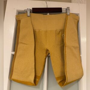 Bombshell Sportswear Mustard leggings